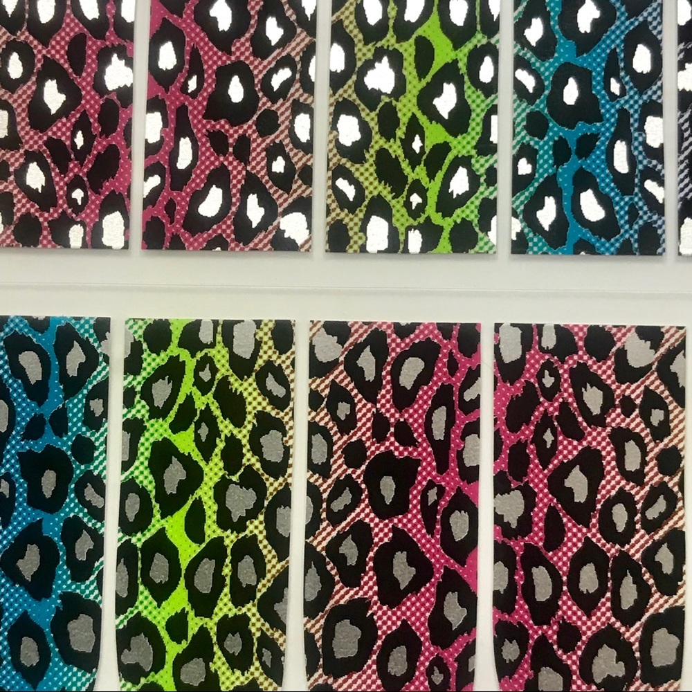 Minx Leopard Collection - Picture 5 of 8